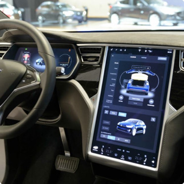 Записатись на програмування Tesla