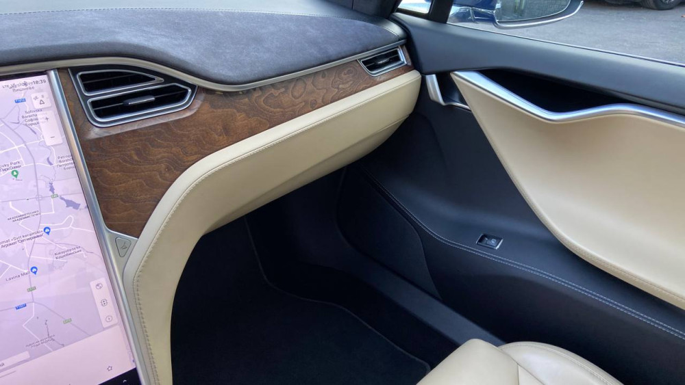 Tesla Model S AP 2.5 FSD 90D 2017  Фото №40