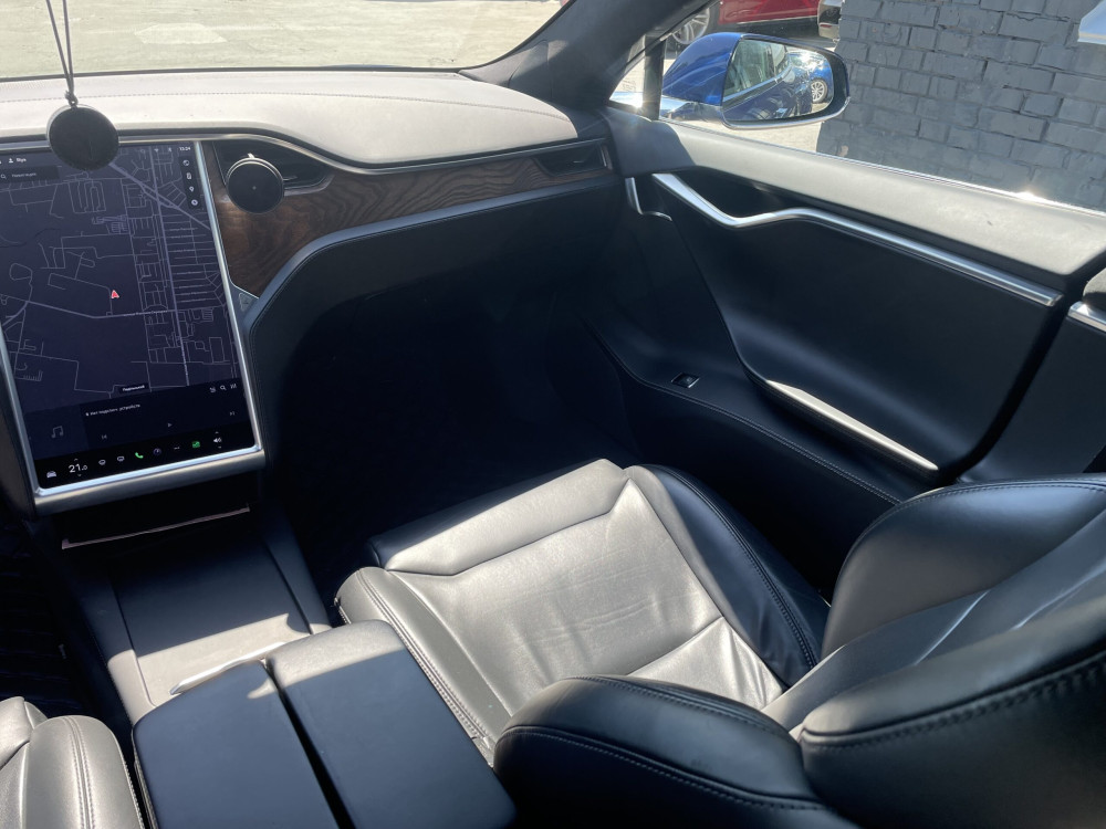 Tesla Model S AP 2.0 75 2017  Фото №12