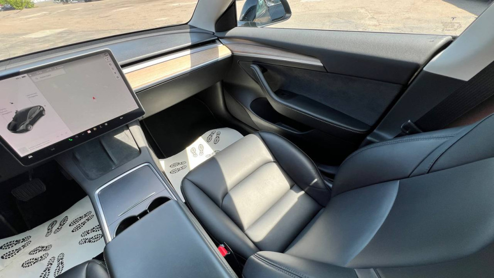 Tesla Model 3 LR DM (EU) 2021  Фото №23