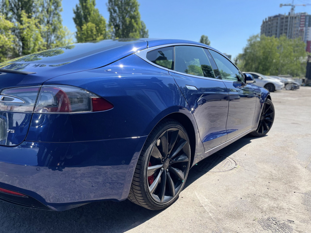 Tesla Model S AP 2.0 75 2017  Фото №8
