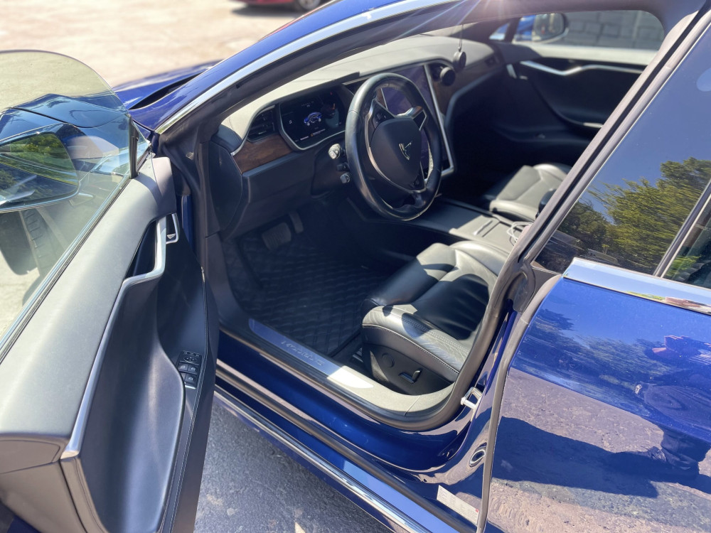 Tesla Model S AP 2.0 75 2017  Фото №13