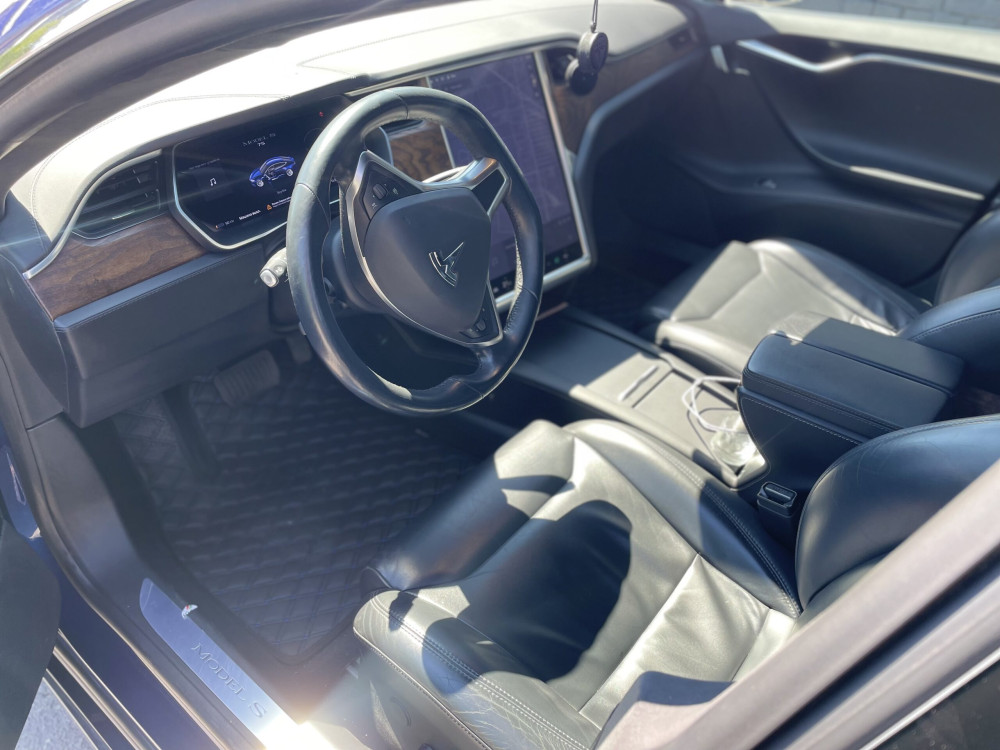 Tesla Model S AP 2.0 75 2017  Фото №11