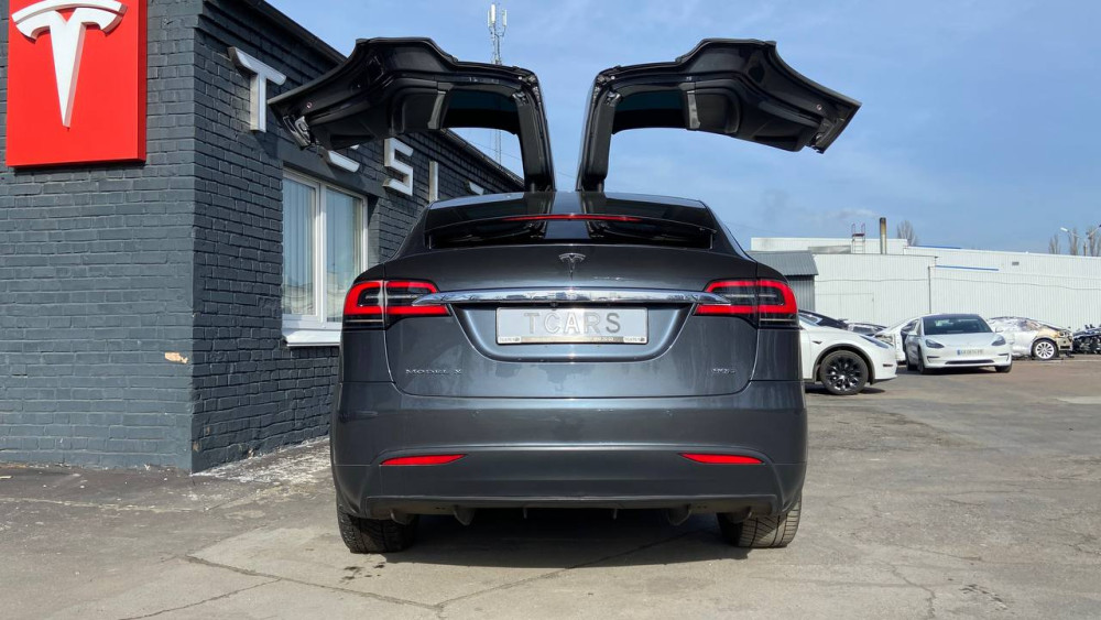Tesla Model Х AP 2.0 90 2016  Фото №23