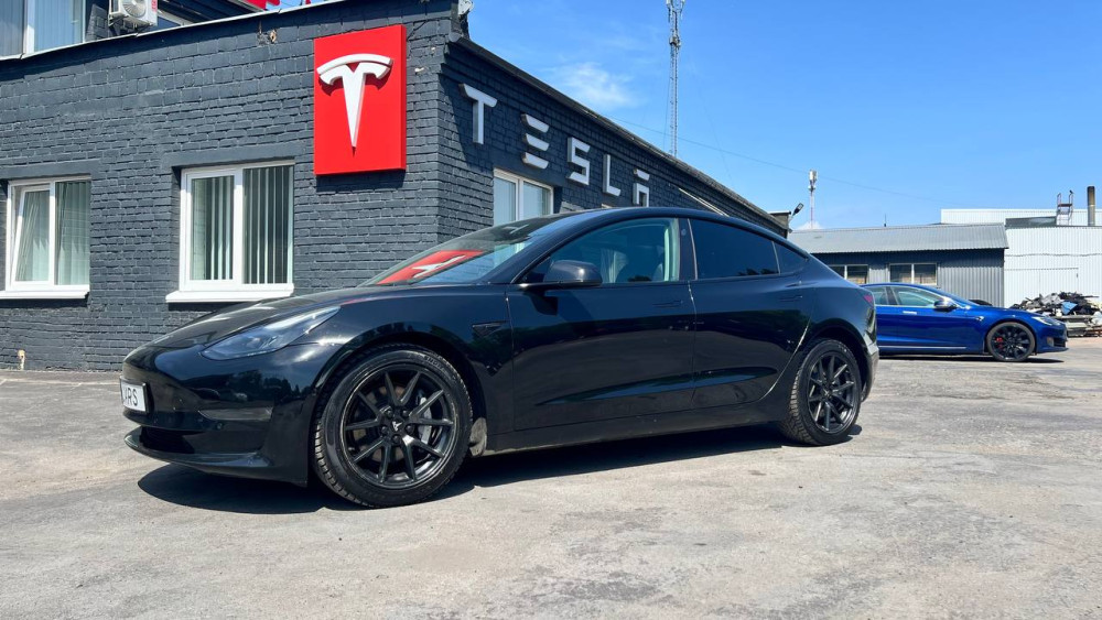 Tesla Model 3 LR DM (EU) 2021  Фото №2