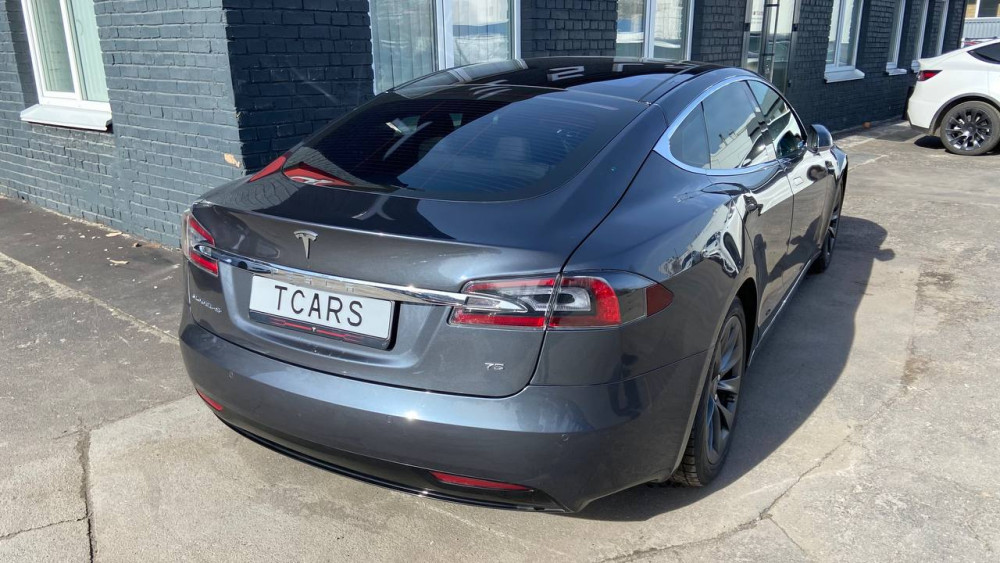 Tesla Model S AP 2.0 75 2016  Фото №18