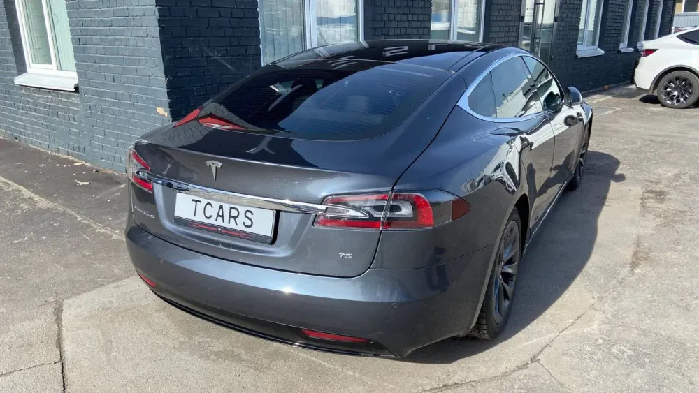 Tesla Model S AP 2.0 75 2016  Фото №18