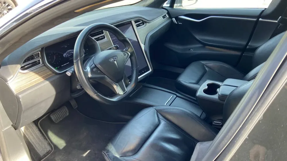 Tesla Model S AP 2.0 75 2016  Фото №30