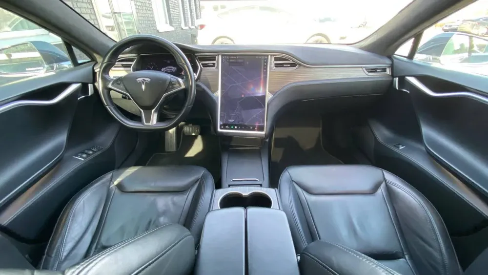 Tesla Model S AP 2.0 75 2016  Фото №21