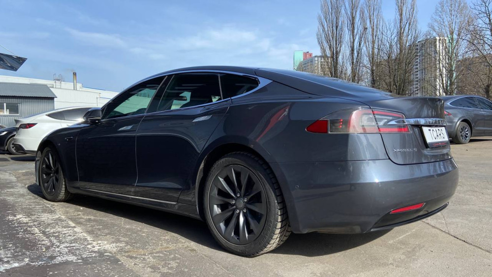 Tesla Model S AP 2.0 75 2016  Фото №10