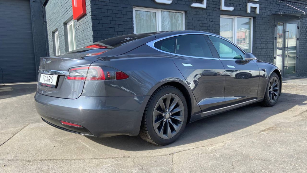 Tesla Model S AP 2.0 75 2016  Фото №16