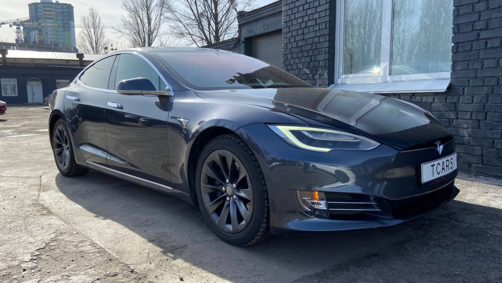 Tesla Model S AP 2.0 75 2016  Фото №13