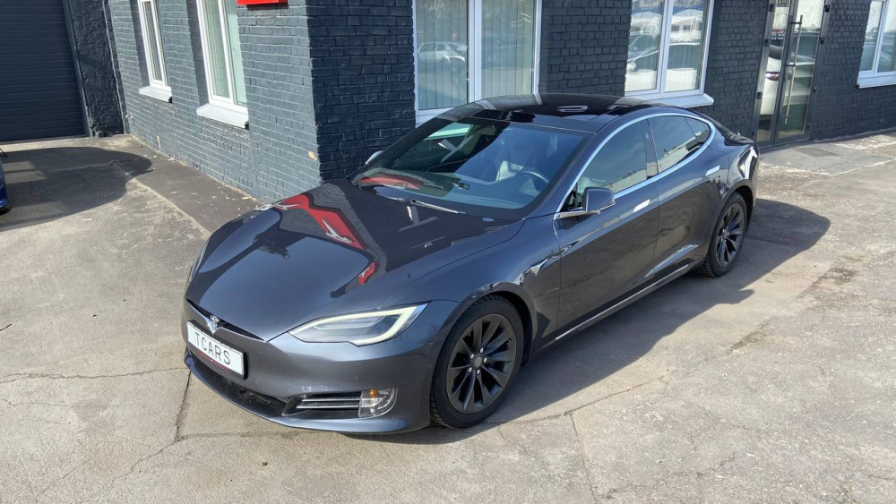 Tesla Model S AP 2.0 75 2016  Фото №4