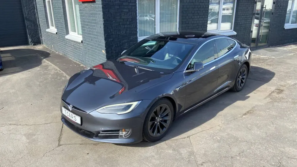 Tesla Model S AP 2.0 75 2016  Фото №4