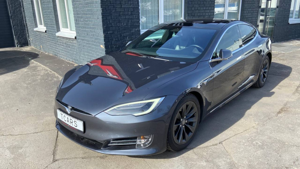 Tesla Model S AP 2.0 75 2016  Фото №2