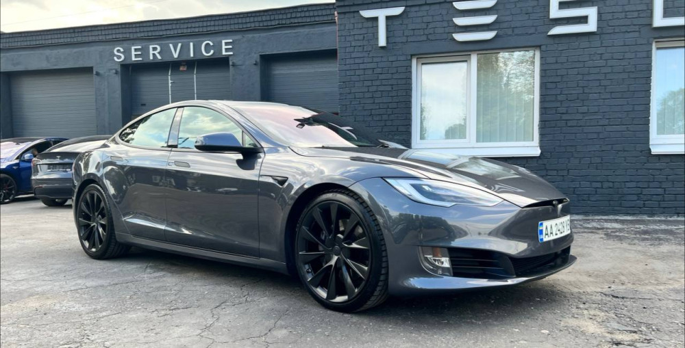 Tesla Mode S 2019 DM SR  Фото №5