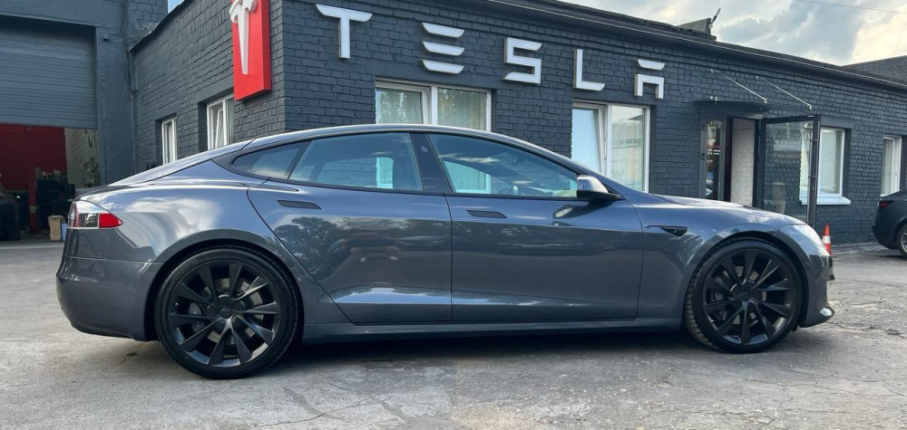 Tesla Mode S 2019 DM SR  Фото №6