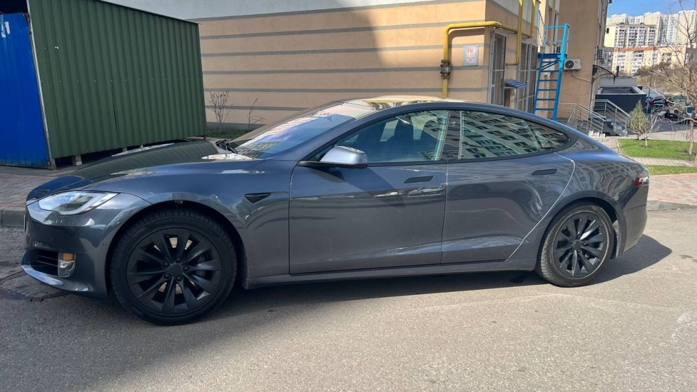 Tesla Mode S 2019 DM SR  Фото №38